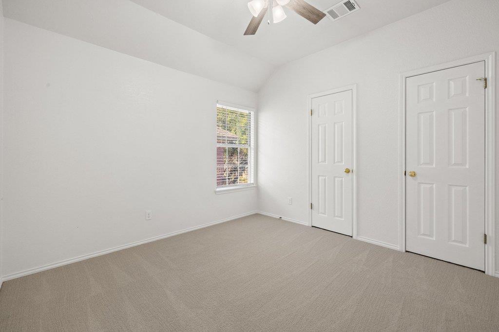 8213 Cheno Cortina TRL