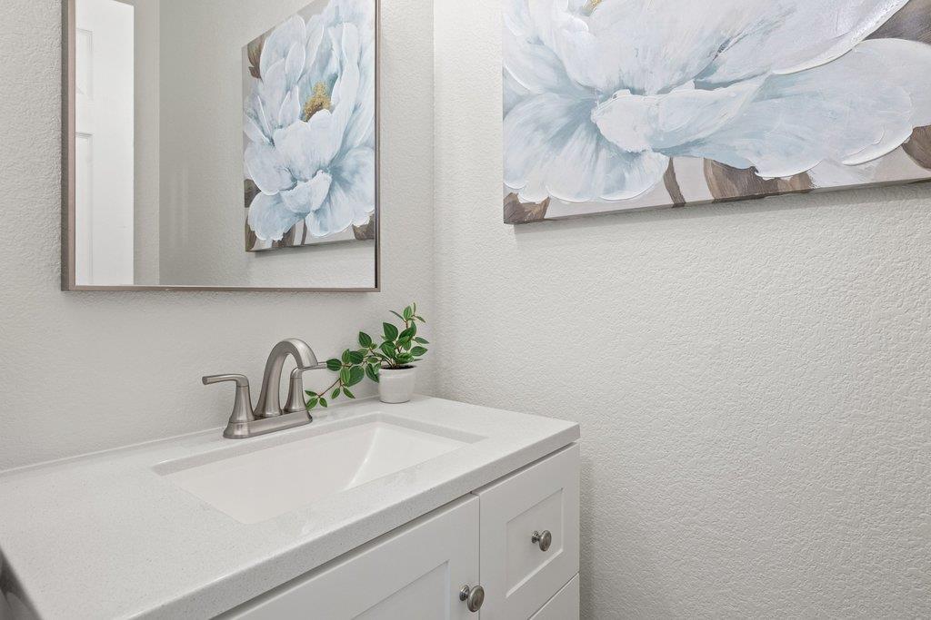 8213 Cheno Cortina TRL