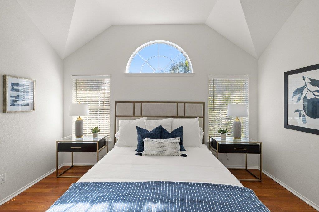 8213 Cheno Cortina TRL