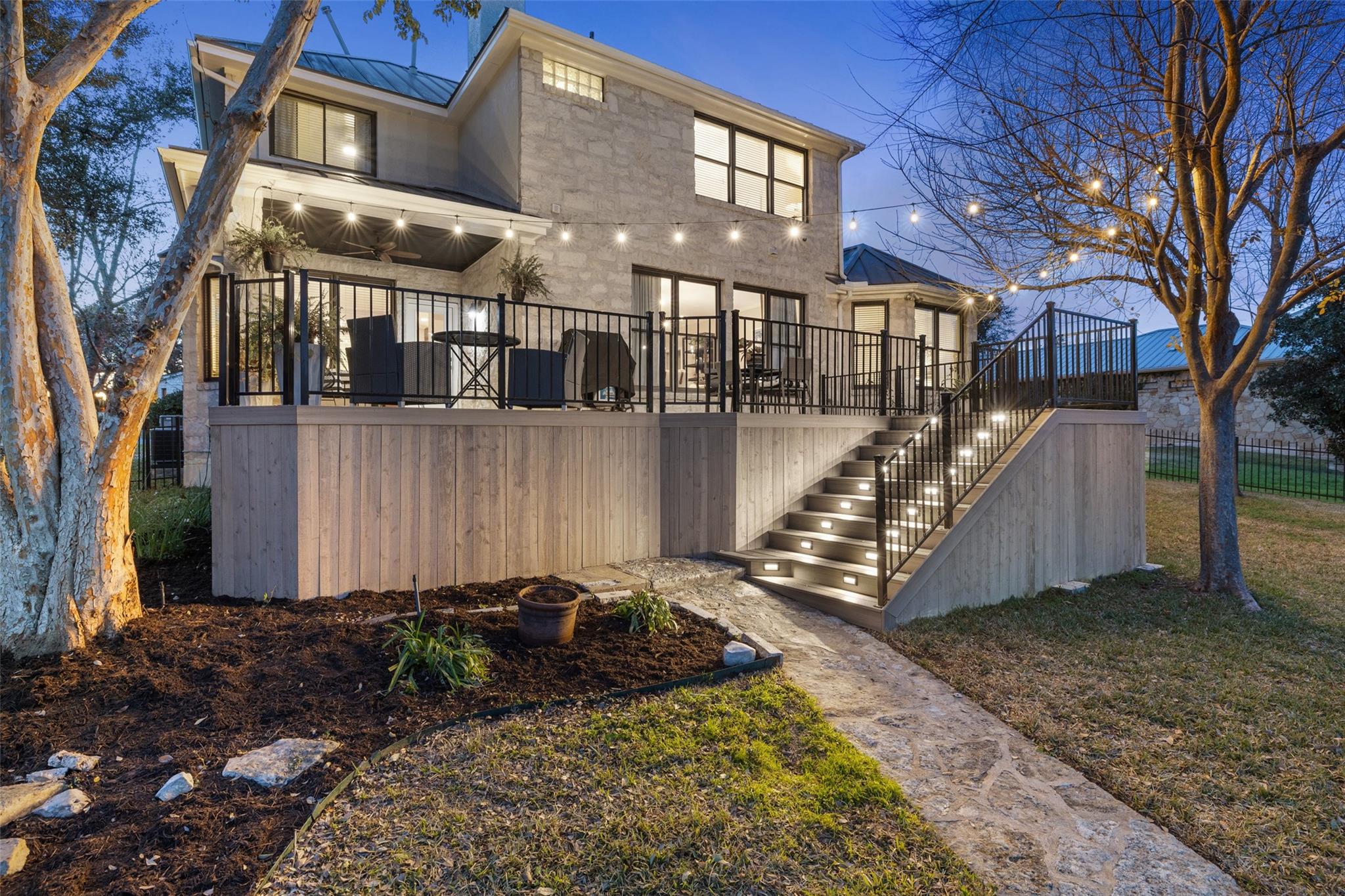270 Mallet CT
