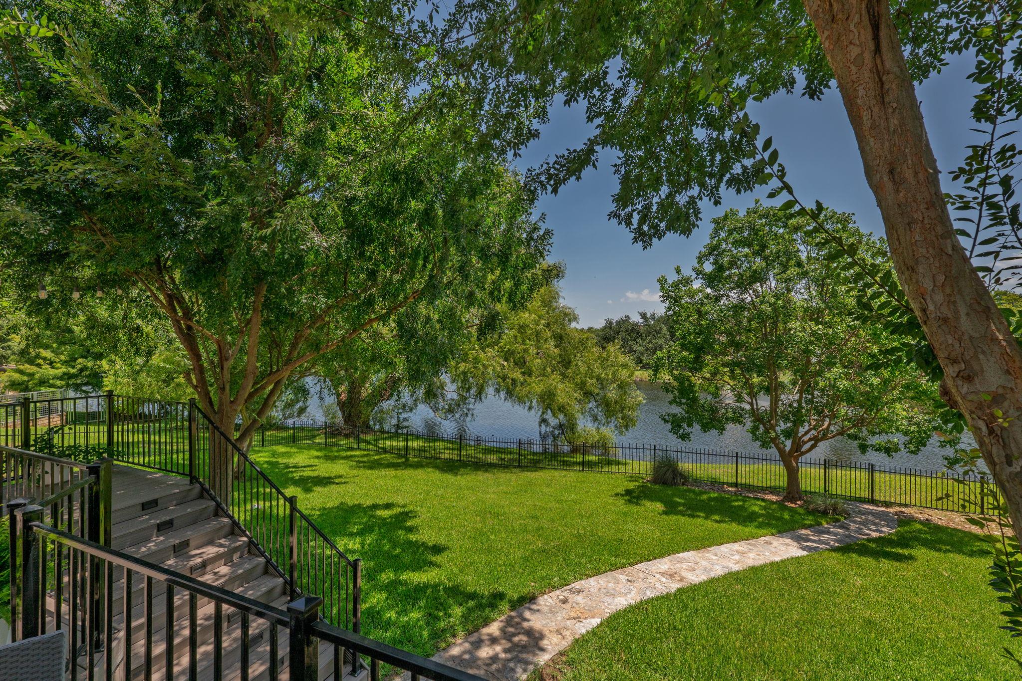 270 Mallet CT