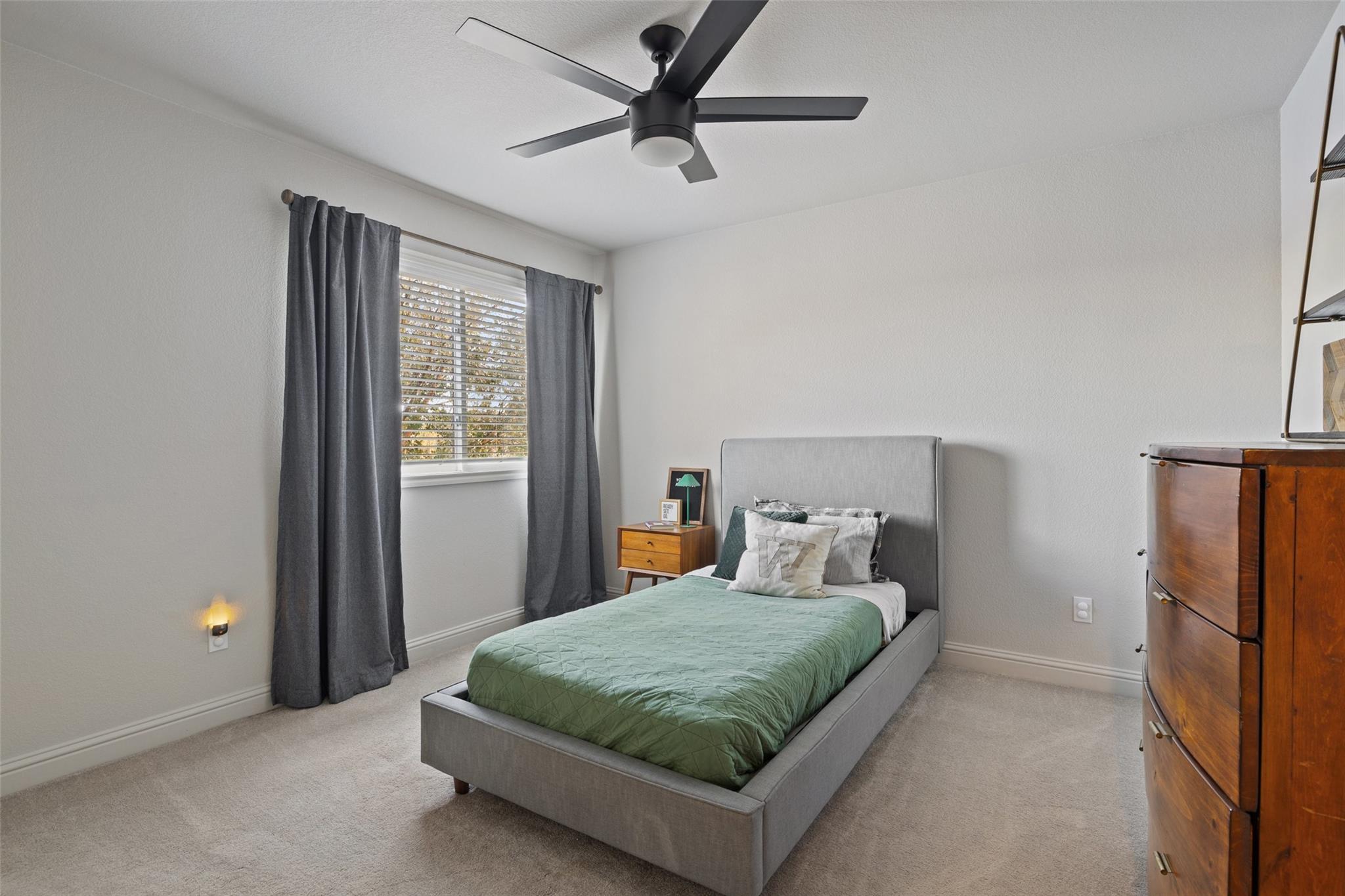 270 Mallet CT