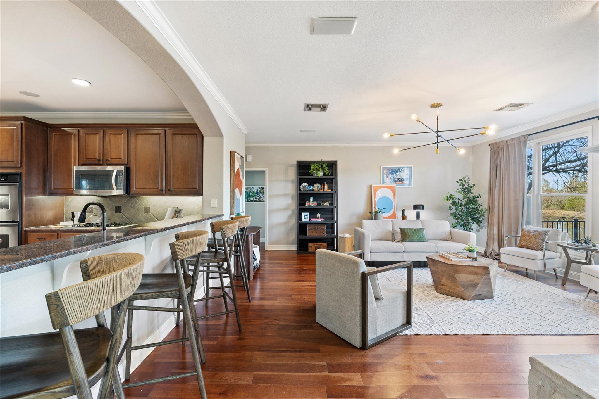 270 Mallet CT