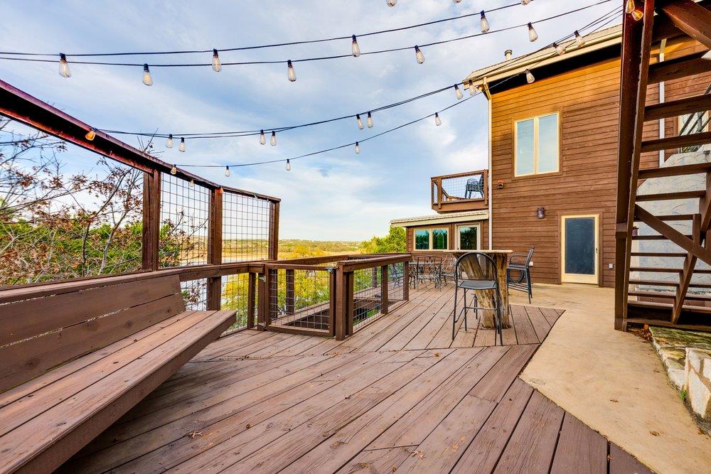 21008 W Lakeshore DR