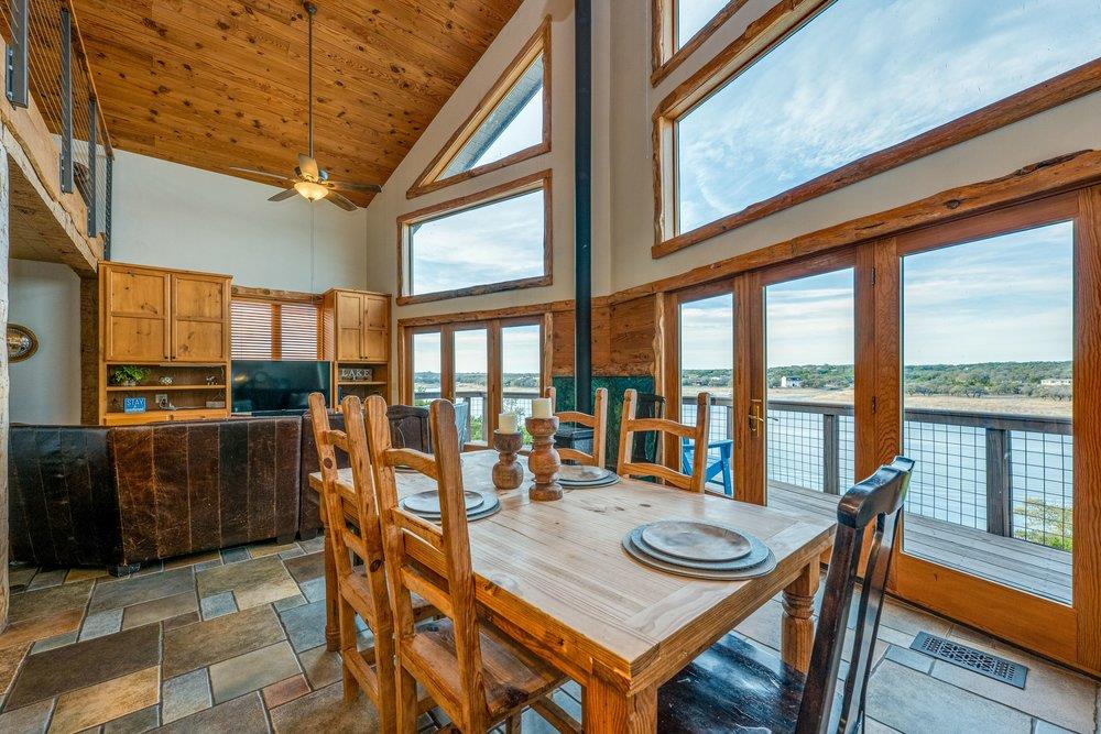 21008 W Lakeshore DR