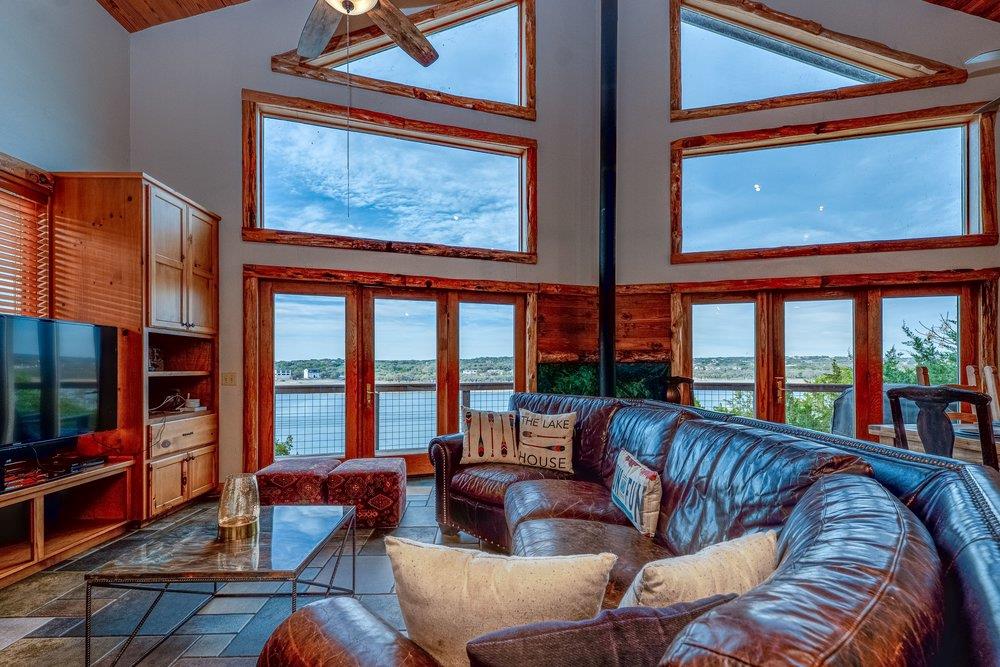 21008 W Lakeshore DR