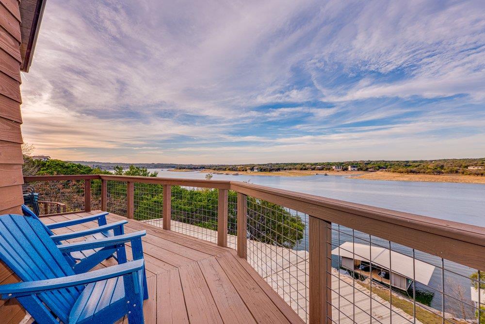 21008 W Lakeshore DR