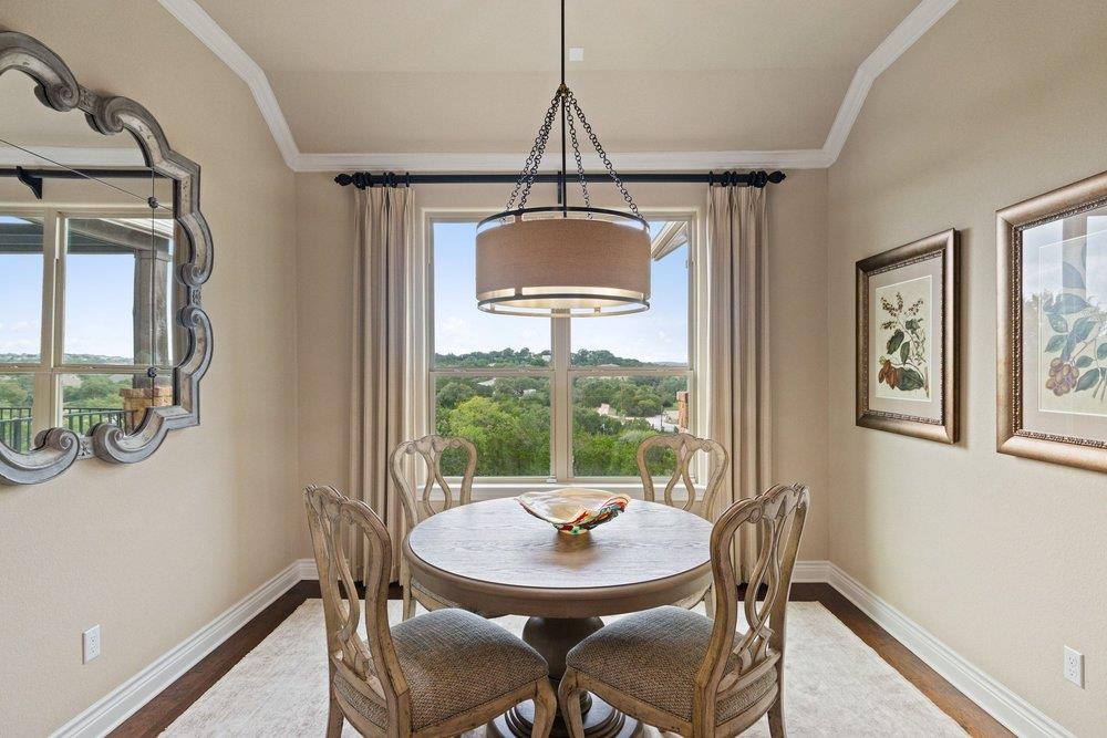 1177 Bluff Woods DR