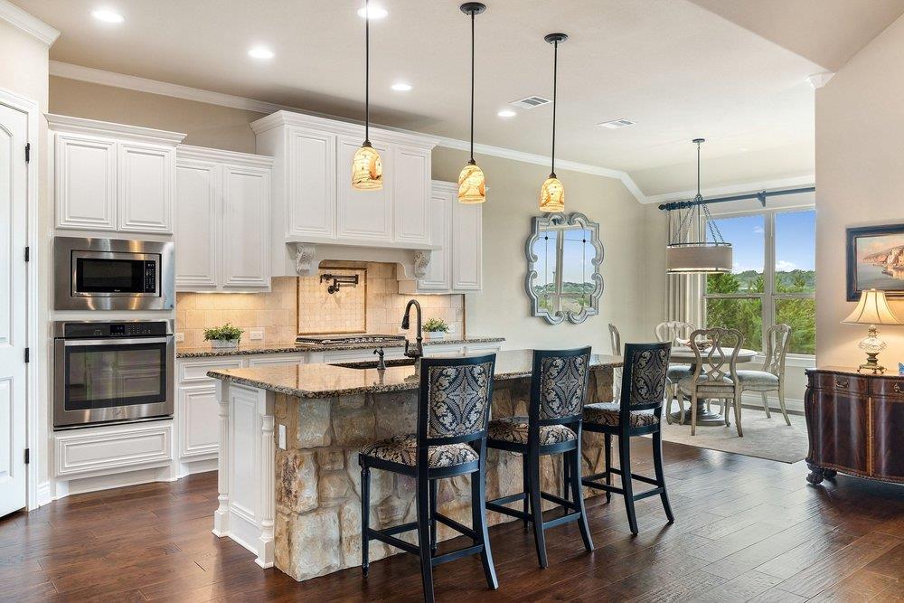 1177 Bluff Woods DR