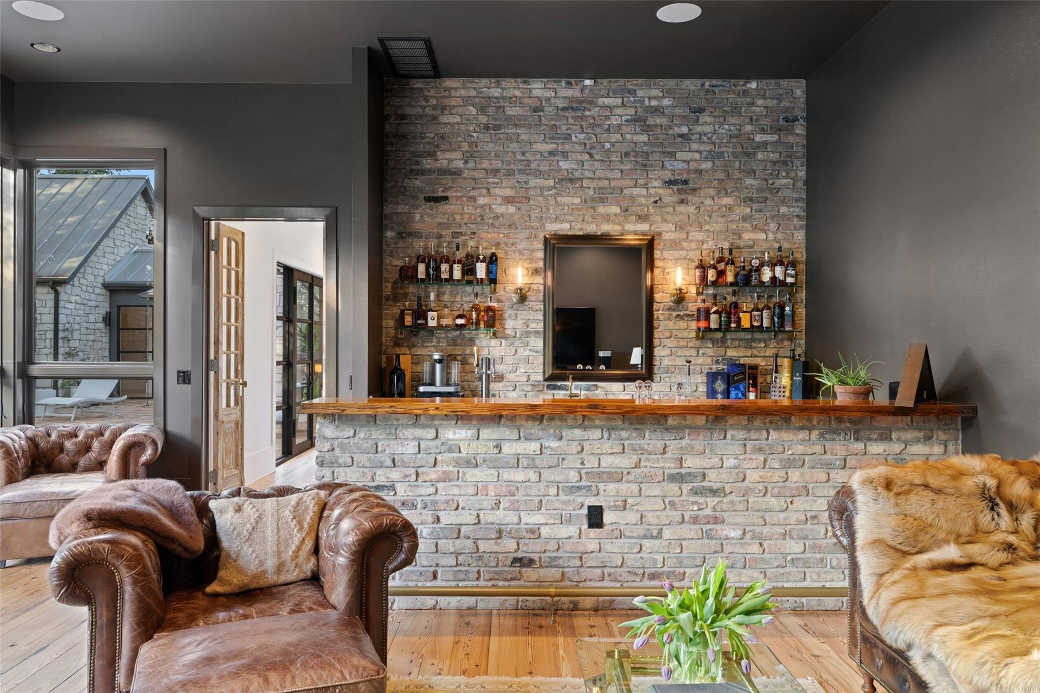 599 Dario DR