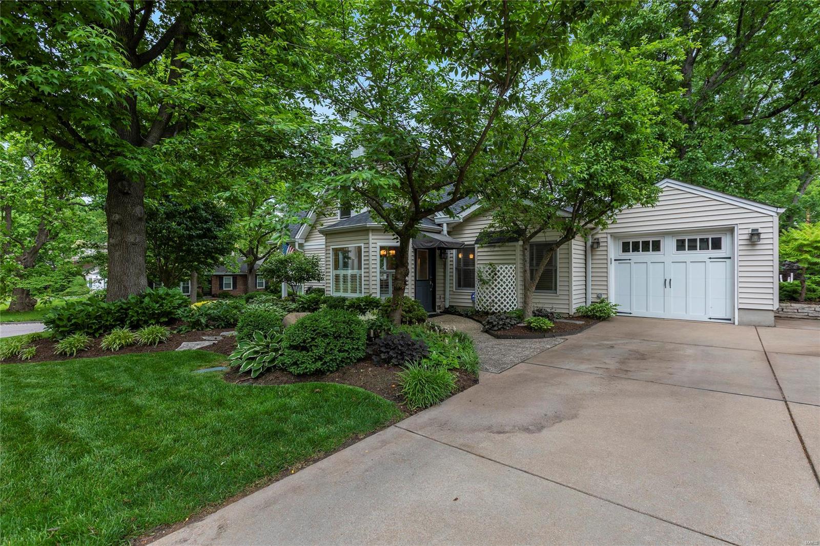 816 Yosemite Drive