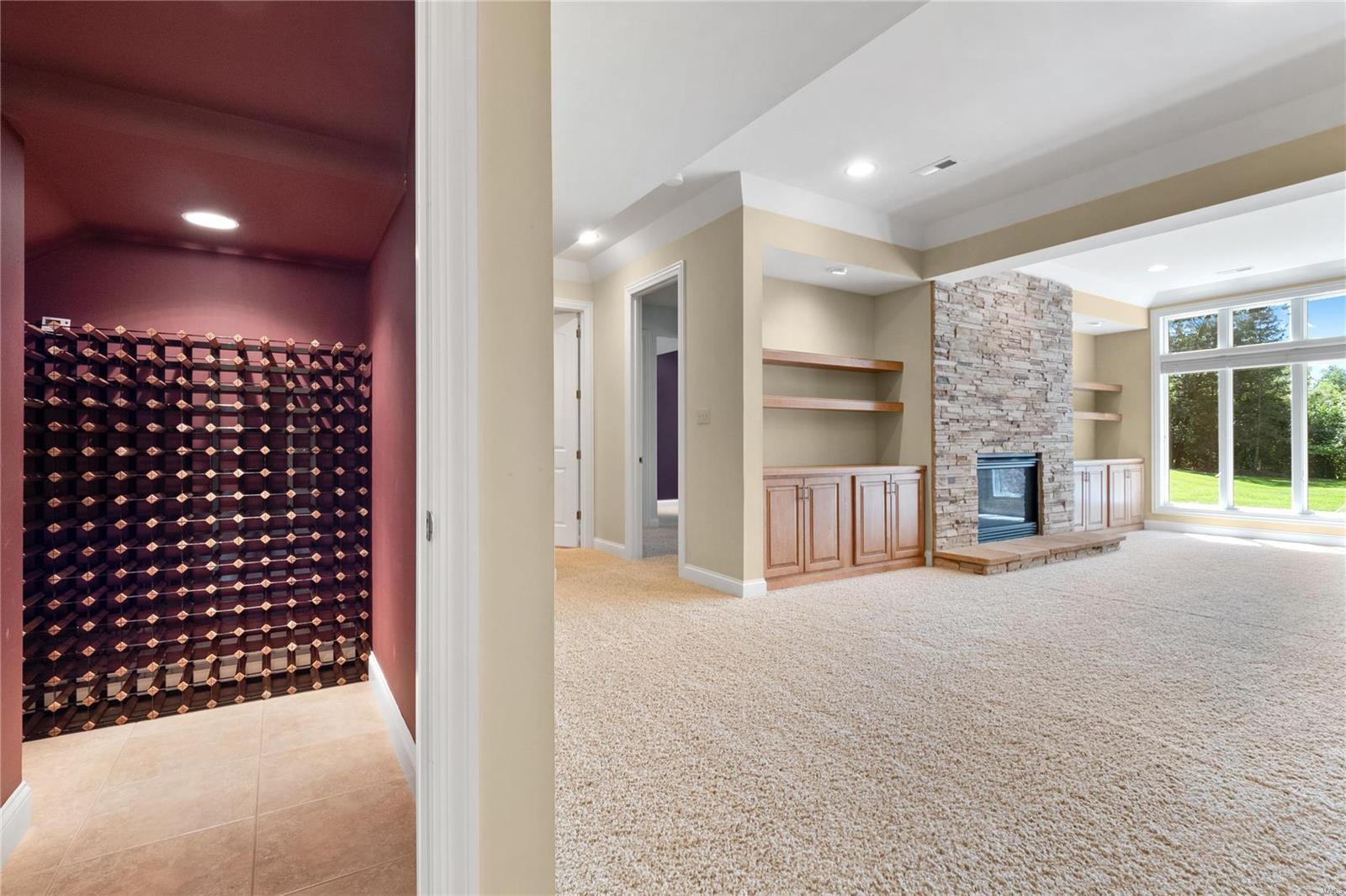 22 N Walling Drive