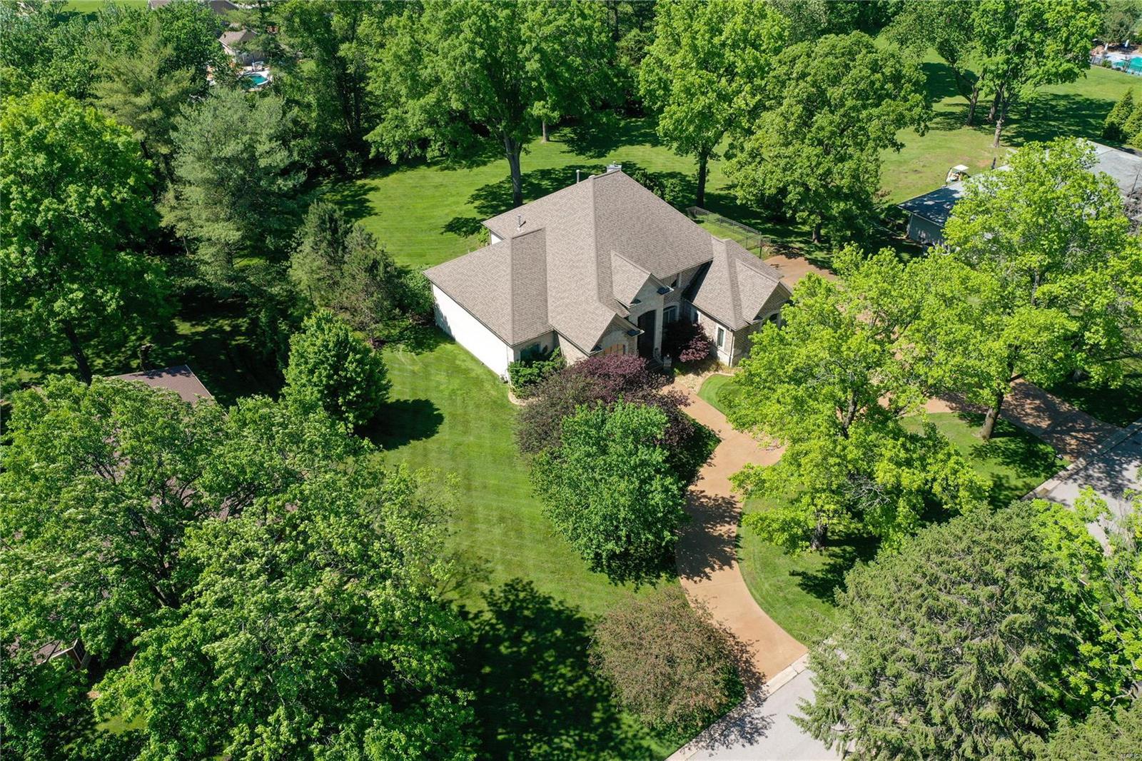 22 N Walling Drive