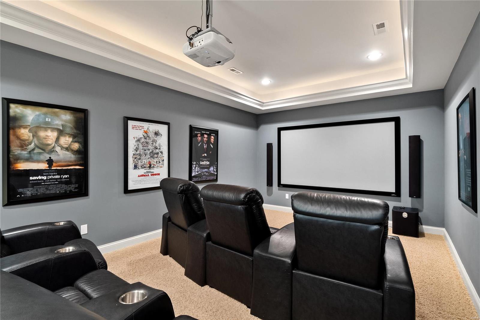 22 N Walling Drive