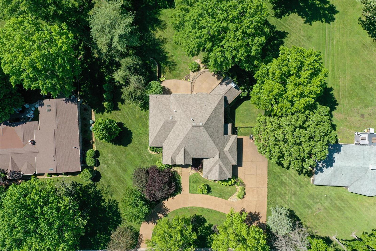 22 N Walling Drive
