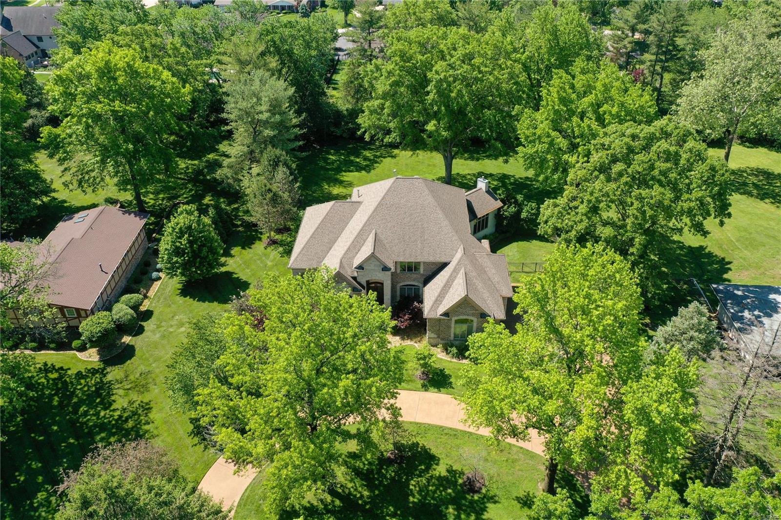 22 N Walling Drive