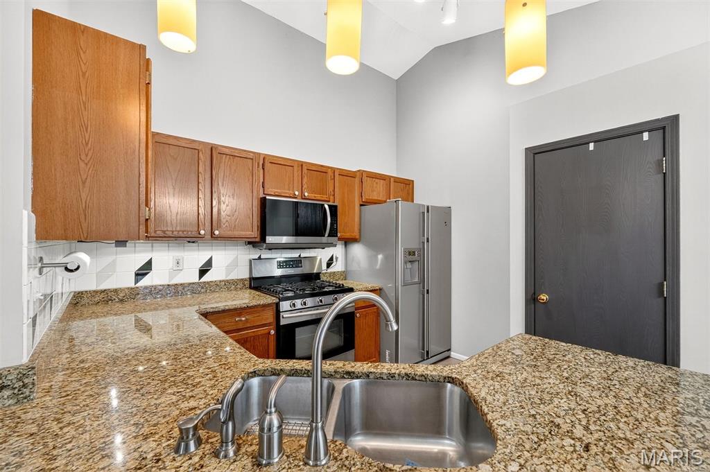 2522 Barrett Place Drive