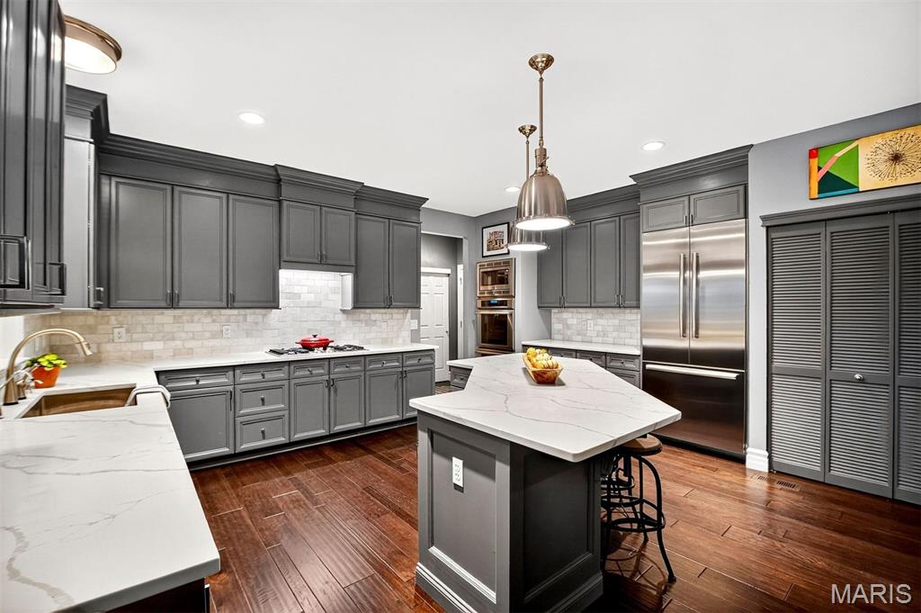 9225 Caddyshack Circle