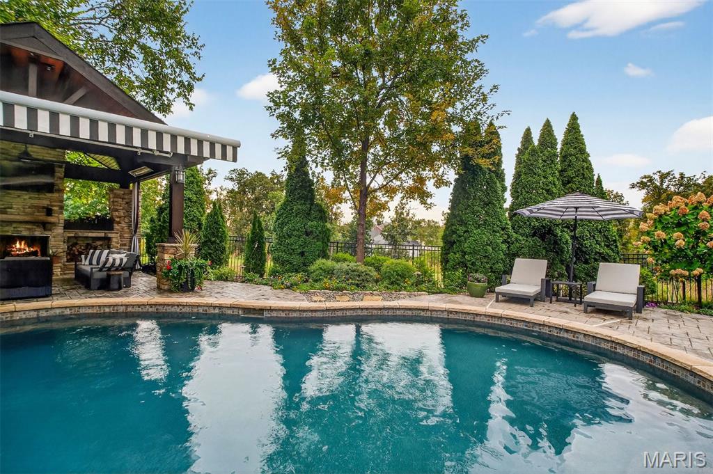 9225 Caddyshack Circle