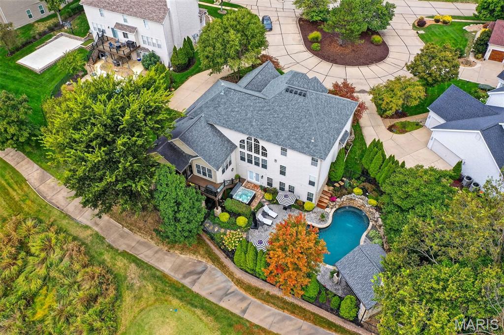 9225 Caddyshack Circle