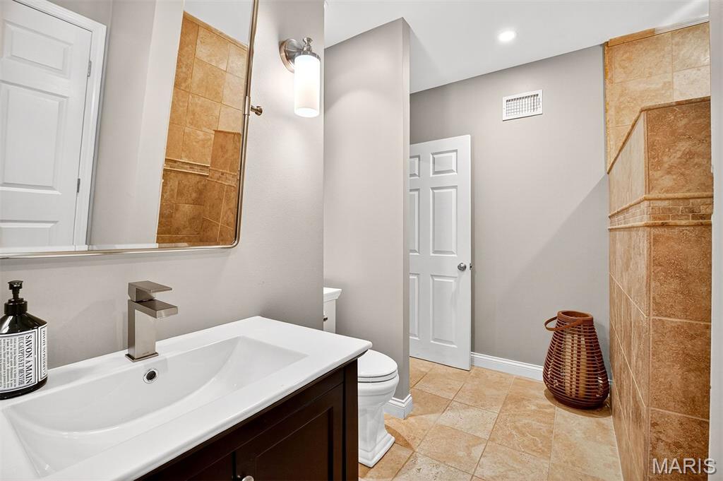 9225 Caddyshack Circle