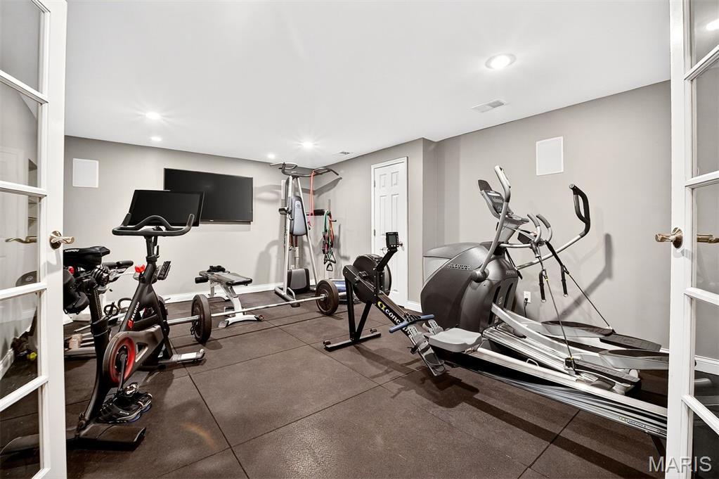 9225 Caddyshack Circle