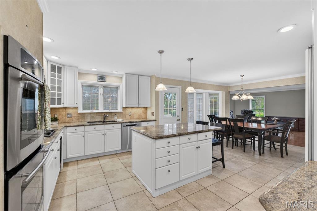 1645 Mason Knoll Road