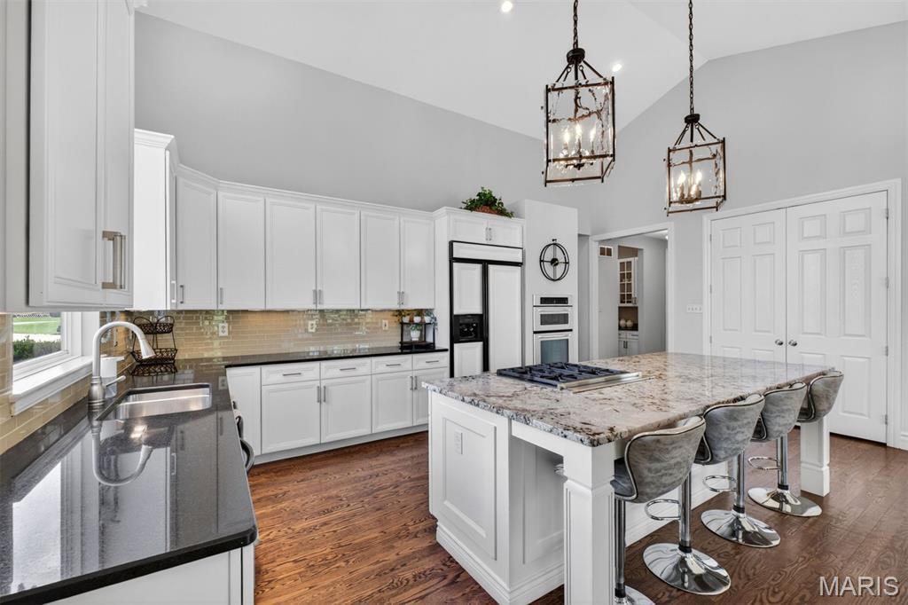 11 Kahlia Way Court