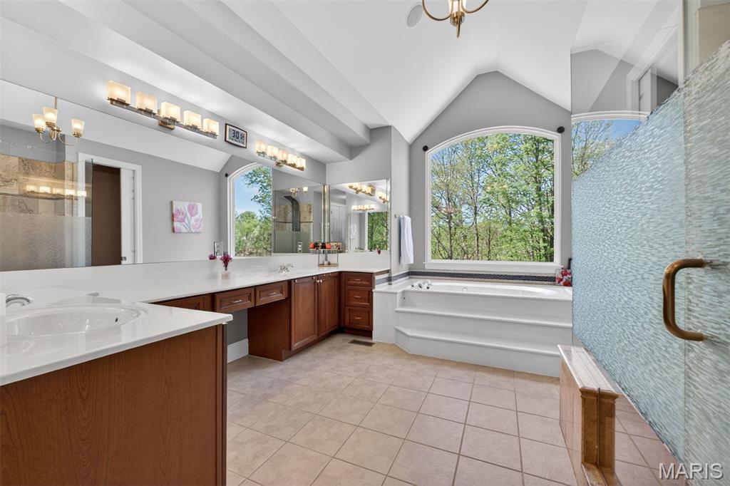 11 Kahlia Way Court