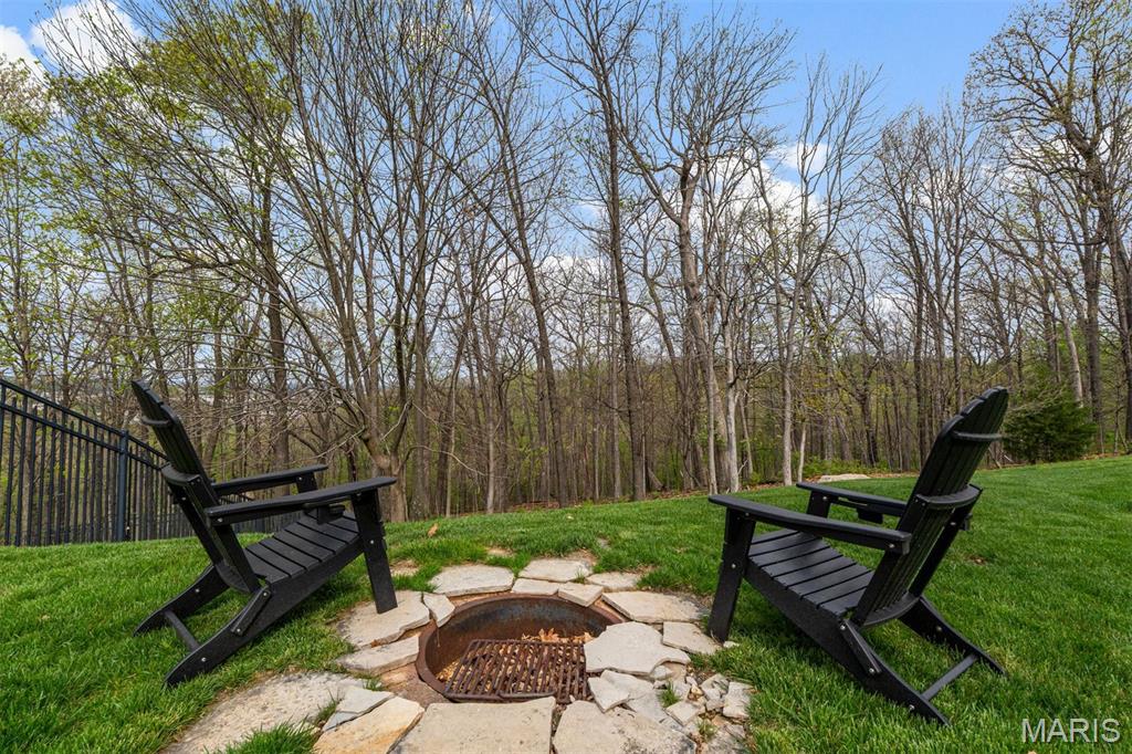 11 Kahlia Way Court