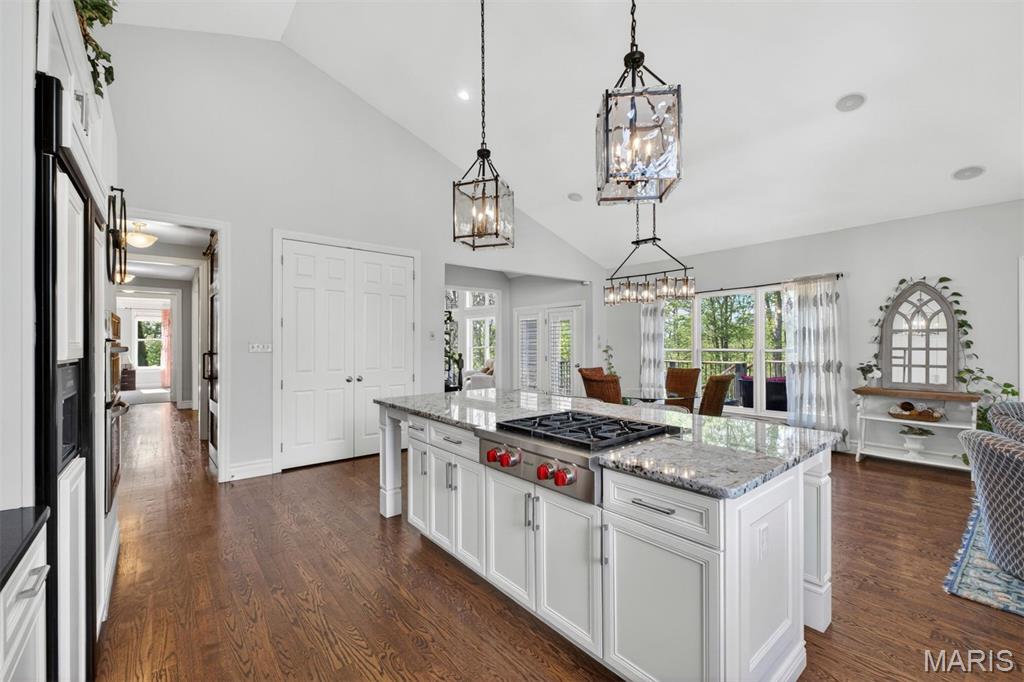 11 Kahlia Way Court
