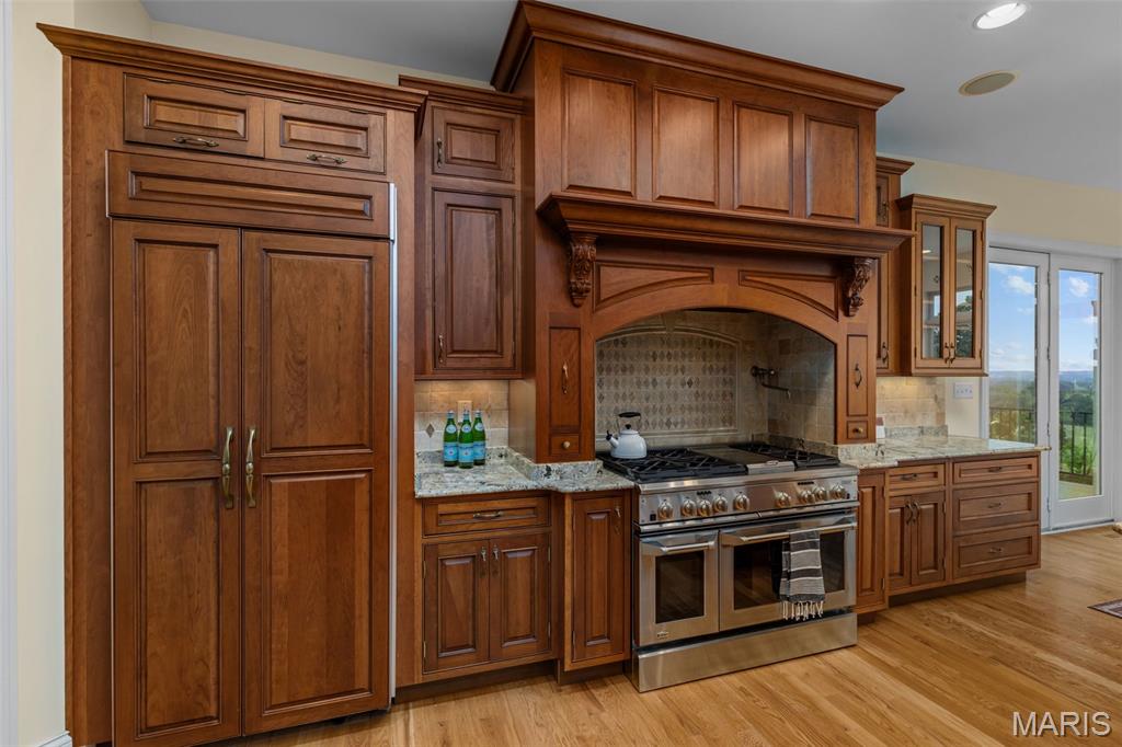 279 Greycliff Bluff Drive