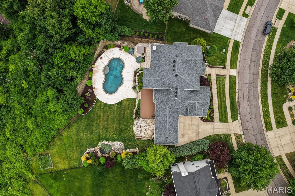 279 Greycliff Bluff Drive