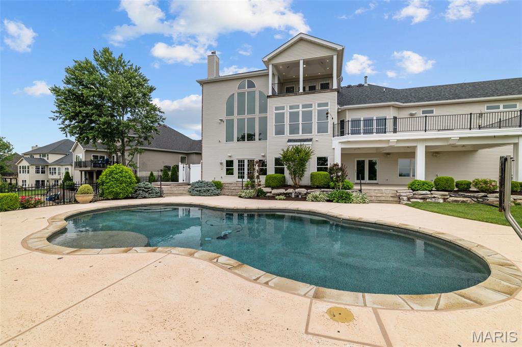 279 Greycliff Bluff Drive
