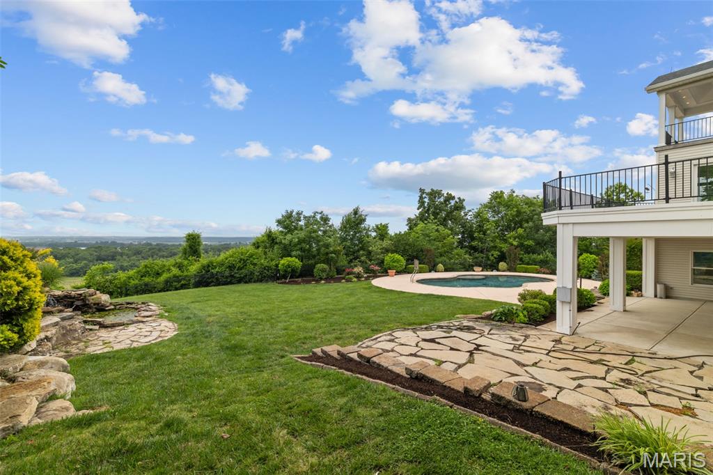 279 Greycliff Bluff Drive
