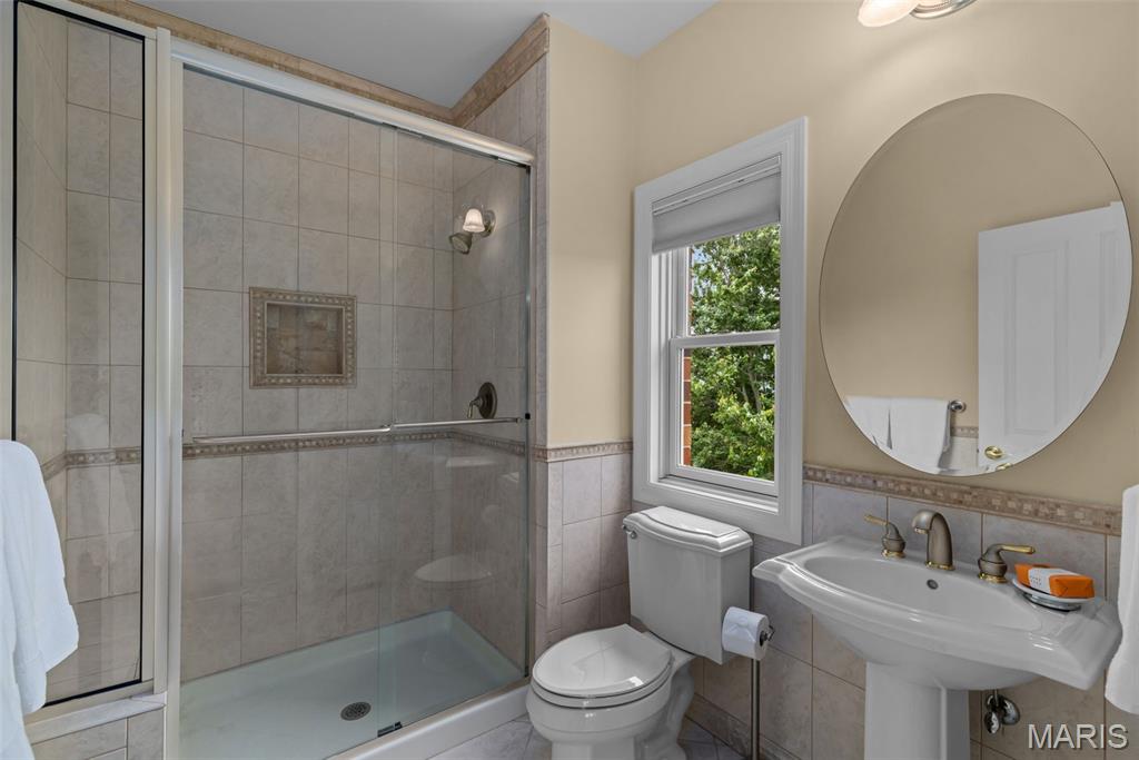 279 Greycliff Bluff Drive