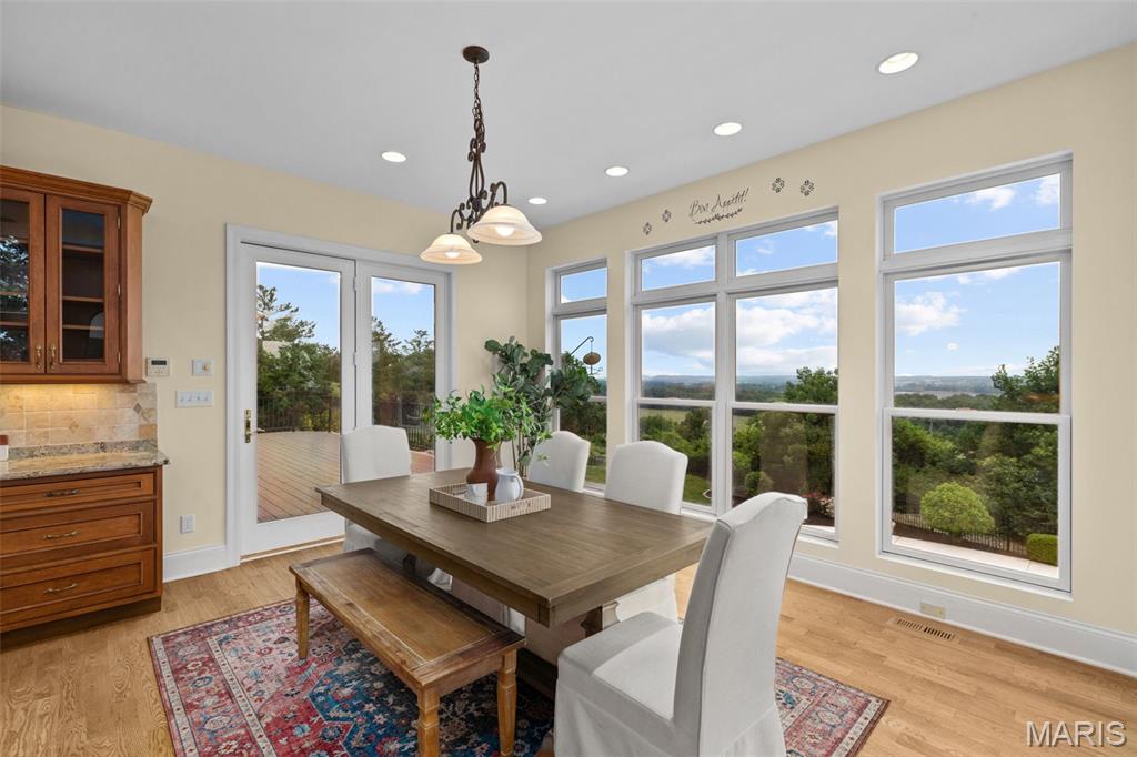 279 Greycliff Bluff Drive