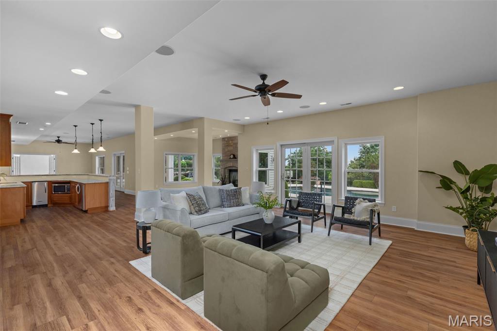 279 Greycliff Bluff Drive