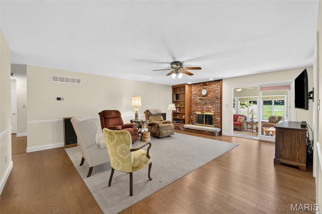 1584 Foxleigh Court