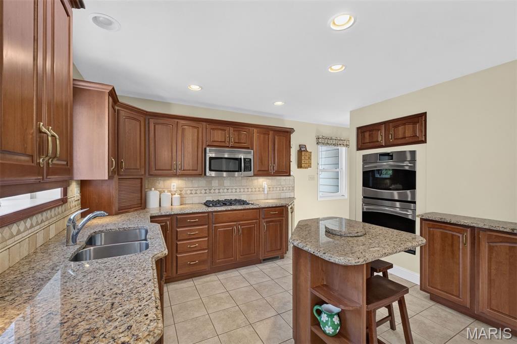 1584 Foxleigh Court