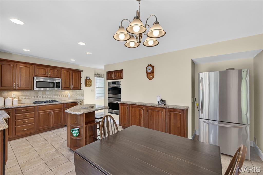 1584 Foxleigh Court