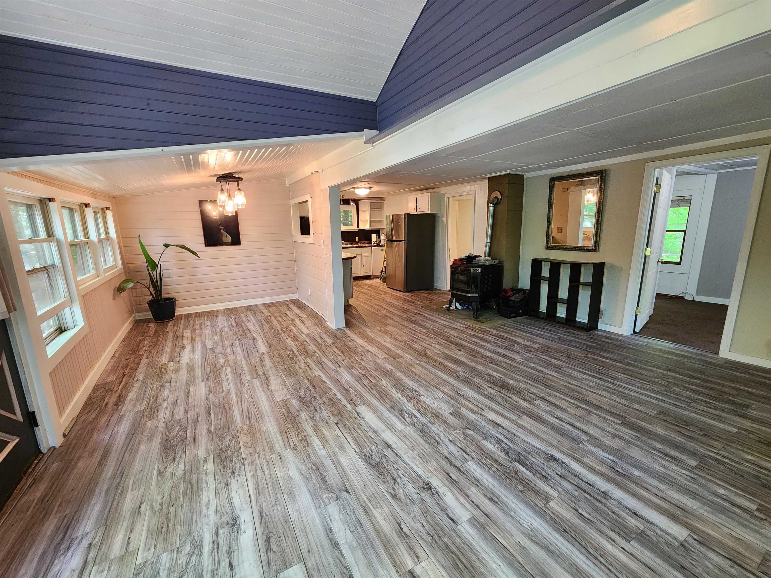 7 Northwest Lane