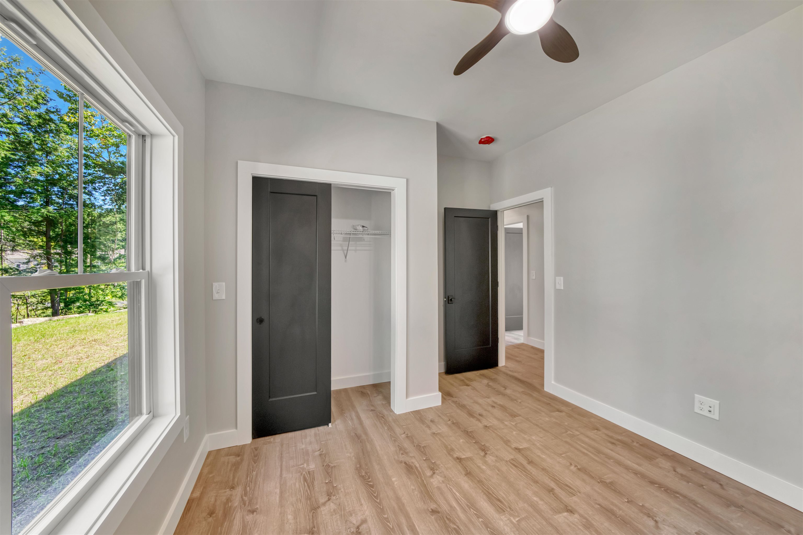 8 Greenwood Lane