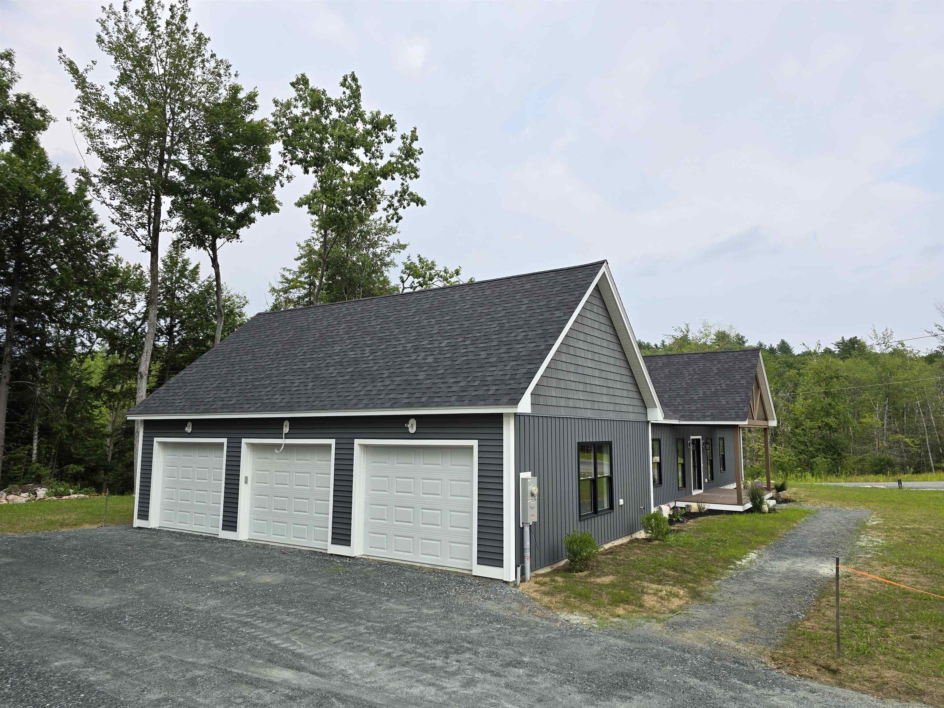 8 Greenwood Lane