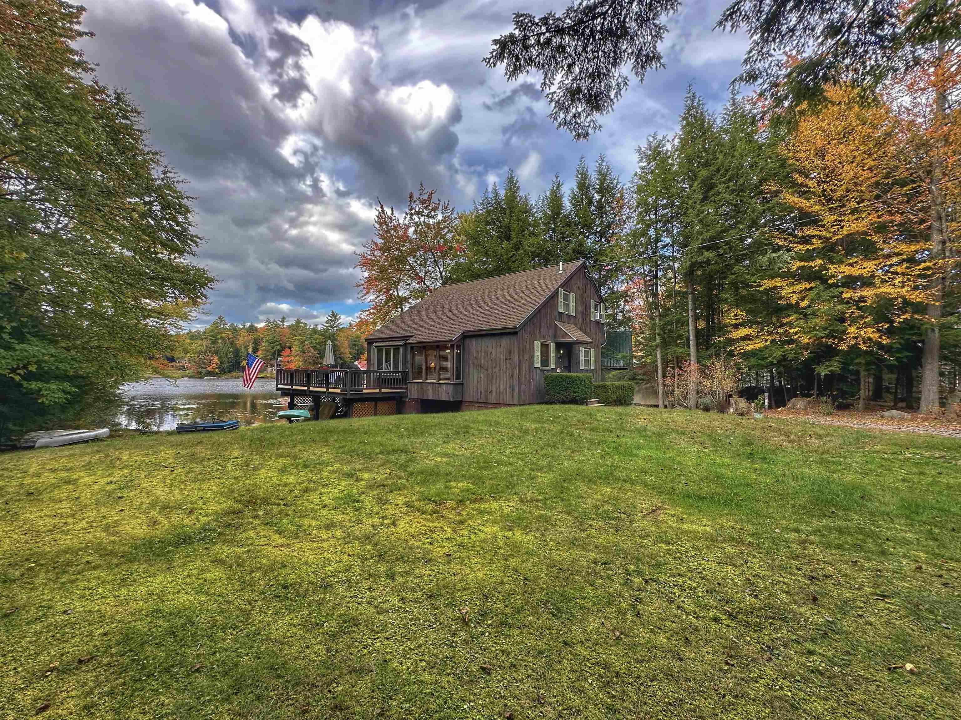 13 Lakeside Drive