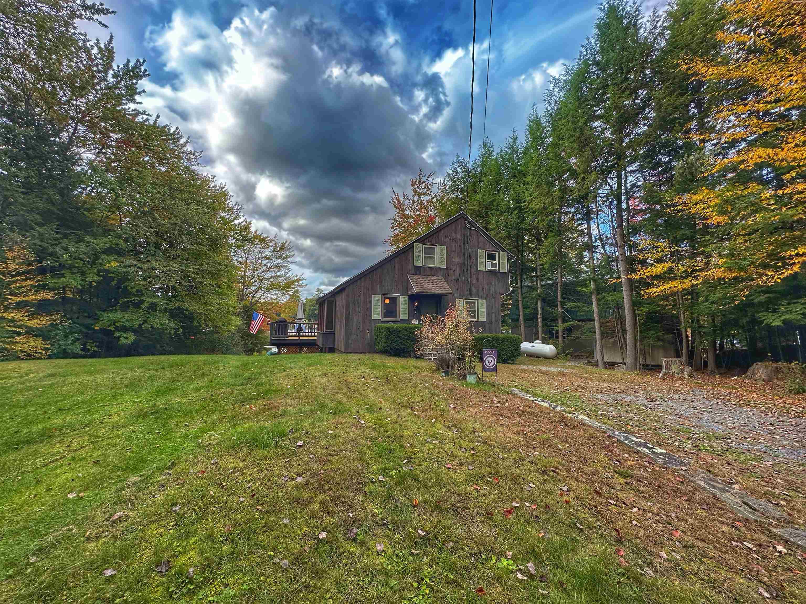 13 Lakeside Drive