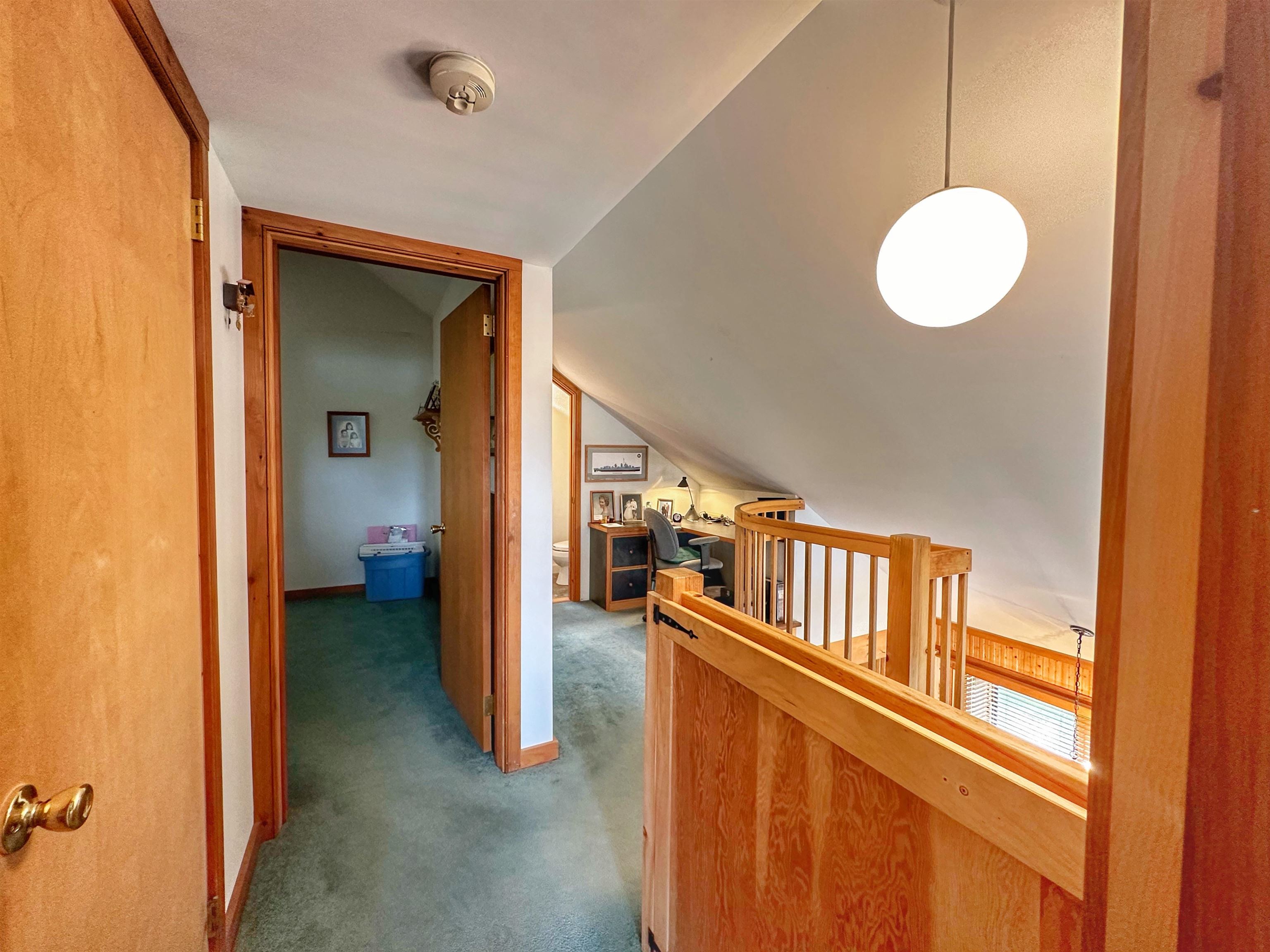 13 Lakeside Drive