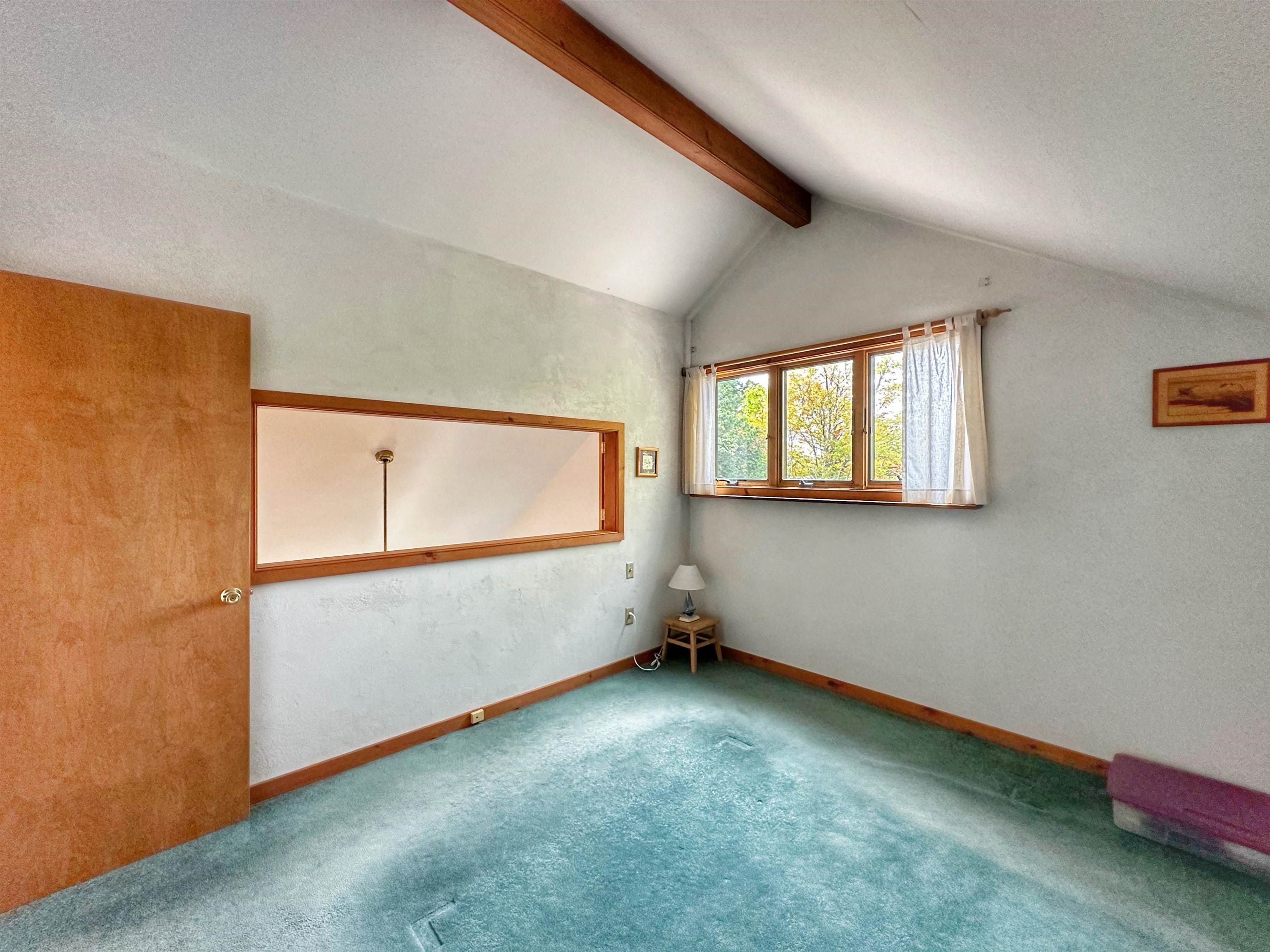 13 Lakeside Drive