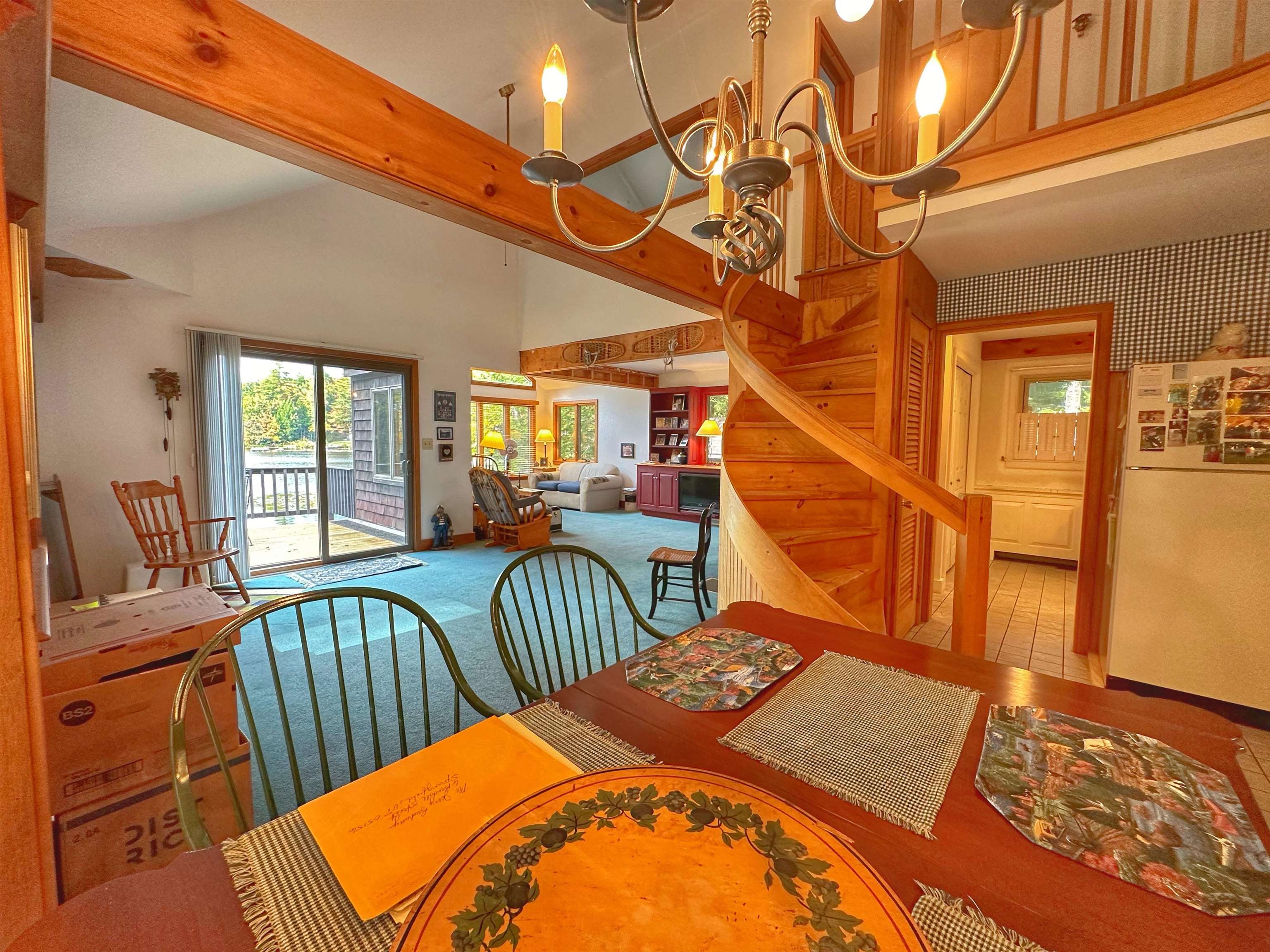 13 Lakeside Drive