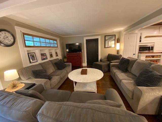 33 Newbury Heights Road